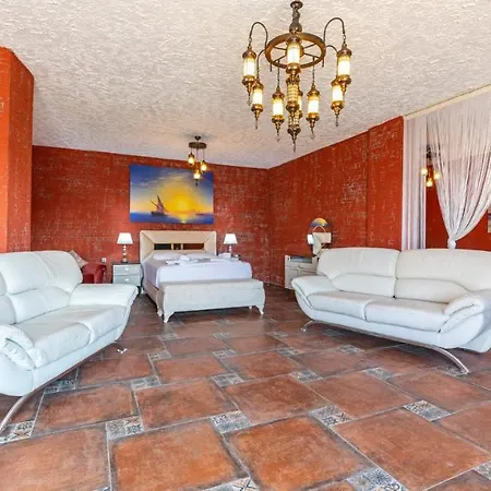 Hotell Lime Garden *