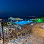 Hotel Lime Garden *