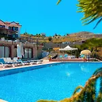 Hotel Lime Garden *