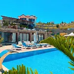 Lime Garden Hotel *